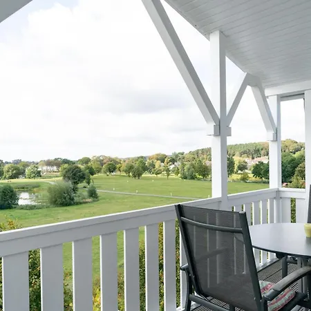 387, Seepark Apartment *