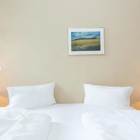 Apartment 387, Seepark